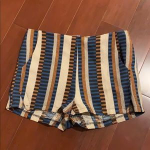 Lumiere shorts, size small!